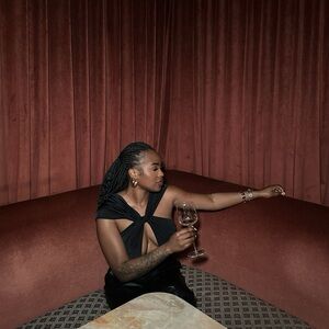 Meet your Posher, Raissa